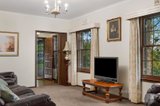 https://images.listonce.com.au/custom/160x/listings/12-goldies-lane-woodend-vic-3442/247/01295247_img_05.jpg?R4jUvw4TffQ