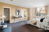 https://images.listonce.com.au/custom/160x/listings/12-gonella-crescent-bundoora-vic-3083/132/01817132_img_14.jpg?r5hFRBbJX_A