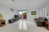 https://images.listonce.com.au/custom/160x/listings/12-grenfell-road-mount-waverley-vic-3149/611/00147611_img_04.jpg?bhN9YuQYRa4