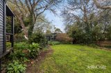 https://images.listonce.com.au/custom/160x/listings/12-grenville-street-daylesford-vic-3460/054/01982054_img_17.jpg?0nHe2VfyPnE