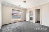 https://images.listonce.com.au/custom/160x/listings/12-gunther-way-wollert-vic-3750/789/01736789_img_04.jpg?N-2Xj9qY_Lg