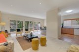 https://images.listonce.com.au/custom/160x/listings/12-hansen-close-burwood-vic-3125/294/00353294_img_03.jpg?KcCEk2_e0wU