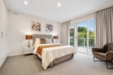 https://images.listonce.com.au/custom/160x/listings/12-hanwell-court-glen-waverley-vic-3150/681/01605681_img_07.jpg?UlV6V7gNeN8