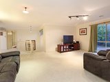 https://images.listonce.com.au/custom/160x/listings/12-harvell-court-highton-vic-3216/111/01699111_img_09.jpg?xDr1v4Caqq4