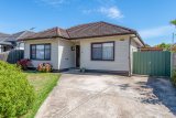 https://images.listonce.com.au/custom/160x/listings/12-heather-avenue-pascoe-vale-vic-3044/909/00999909_img_01.jpg?zRWLkoAT_2k