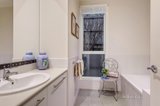 https://images.listonce.com.au/custom/160x/listings/12-henry-street-doncaster-vic-3108/761/01394761_img_09.jpg?llIMSuWfuSA