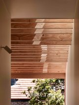 https://images.listonce.com.au/custom/160x/listings/12-henry-street-hawthorn-vic-3122/459/01907459_img_11.jpg?BL1CZluY7lg