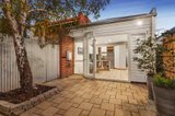 https://images.listonce.com.au/custom/160x/listings/12-henry-street-kensington-vic-3031/322/00792322_img_10.jpg?cNa6rLKRARQ