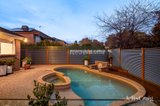 https://images.listonce.com.au/custom/160x/listings/12-holloway-close-sandringham-vic-3191/725/01741725_img_20.jpg?_fOVvRkjfCo