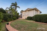 https://images.listonce.com.au/custom/160x/listings/12-holly-green-close-donvale-vic-3111/357/01874357_img_12.jpg?VFD9k0e0Wbo