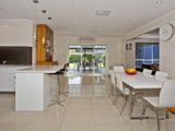 https://images.listonce.com.au/custom/160x/listings/12-holyrood-avenue-strathmore-vic-3041/504/00847504_img_03.jpg?o1KdcaRsrmc