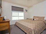 https://images.listonce.com.au/custom/160x/listings/12-holyrood-avenue-strathmore-vic-3041/504/00847504_img_06.jpg?16sivgYVmaM