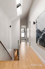 https://images.listonce.com.au/custom/160x/listings/12-howe-crescent-south-melbourne-vic-3205/129/01908129_img_15.jpg?Xc0ipKkfkR0