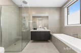 https://images.listonce.com.au/custom/160x/listings/12-jarrah-court-glen-waverley-vic-3150/320/01989320_img_17.jpg?R1KqATqB2dU