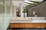 https://images.listonce.com.au/custom/160x/listings/12-joyce-st-elwood-vic-3184/932/01987932_img_09.jpg?HCrQgy-5lQg