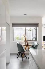 https://images.listonce.com.au/custom/160x/listings/12-kevin-court-kilsyth-vic-3137/805/01533805_img_04.jpg?ByNz4K_8ncU