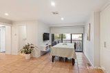 https://images.listonce.com.au/custom/160x/listings/12-kingsbridge-court-croydon-hills-vic-3136/641/01751641_img_07.jpg?gI0KwL-LKqo