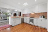 https://images.listonce.com.au/custom/160x/listings/12-knaith-road-ringwood-east-vic-3135/189/01582189_img_07.jpg?fAxCJWhwQ9U