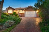 https://images.listonce.com.au/custom/160x/listings/12-knee-lane-croydon-north-vic-3136/748/00636748_img_01.jpg?sYMAIclr_Tg