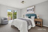 https://images.listonce.com.au/custom/160x/listings/12-lady-nelson-drive-sorrento-vic-3943/244/01983244_img_06.jpg?dKQzCYs3vsE