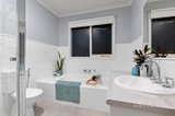 https://images.listonce.com.au/custom/160x/listings/12-langford-crescent-donvale-vic-3111/579/01519579_img_14.jpg?5HAJaOe06Wg