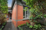 https://images.listonce.com.au/custom/160x/listings/12-langridge-street-middle-park-vic-3206/916/01177916_img_02.jpg?g2xwjnXqA2Q