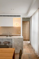https://images.listonce.com.au/custom/160x/listings/12-langston-street-northcote-vic-3070/668/01721668_img_13.jpg?E3T-xZOKMbA