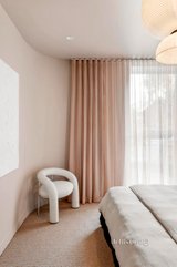 https://images.listonce.com.au/custom/160x/listings/12-langston-street-northcote-vic-3070/668/01721668_img_18.jpg?E9CVUAJdB2c
