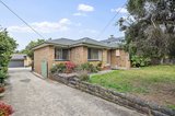 https://images.listonce.com.au/custom/160x/listings/12-lansell-road-mooroolbark-vic-3138/857/01723857_img_03.jpg?yFmbgcT_5Lo