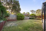 https://images.listonce.com.au/custom/160x/listings/12-laurison-road-eltham-north-vic-3095/272/01334272_img_12.jpg?Yvd2mQGEW1w