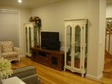 https://images.listonce.com.au/custom/160x/listings/12-lee-avenue-mount-waverley-vic-3149/370/01144370_img_05.jpg?dwKr-vpvNb8
