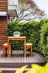 https://images.listonce.com.au/custom/160x/listings/12-lees-street-mckinnon-vic-3204/571/01893571_img_15.jpg?bWMstM17SeU