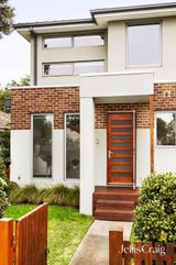 https://images.listonce.com.au/custom/160x/listings/12-lees-street-mckinnon-vic-3204/571/01893571_img_16.jpg?M5x2MJgbsow