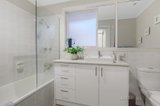 https://images.listonce.com.au/custom/160x/listings/12-lilian-parade-eltham-vic-3095/500/00759500_img_07.jpg?aYZ7rJ7RcCM