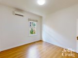https://images.listonce.com.au/custom/160x/listings/12-lincoln-street-glen-iris-vic-3146/161/01773161_img_06.jpg?jtvCH-1hD14
