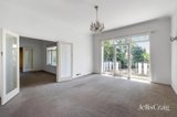 https://images.listonce.com.au/custom/160x/listings/12-los-angeles-court-ripponlea-vic-3185/516/01899516_img_05.jpg?Xdx0peF-cbg