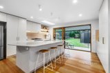 https://images.listonce.com.au/custom/160x/listings/12-lynn-drive-ferntree-gully-vic-3156/612/01509612_img_03.jpg?HYBx6kn3Wuw