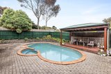 https://images.listonce.com.au/custom/160x/listings/12-mandowie-crescent-croydon-vic-3136/266/01577266_img_11.jpg?NT1xeaxSkog