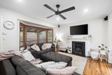 https://images.listonce.com.au/custom/160x/listings/12-mandowie-crescent-croydon-vic-3136/381/01612381_img_02.jpg?nbgREIJ3j6g