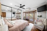 https://images.listonce.com.au/custom/160x/listings/12-mandowie-crescent-croydon-vic-3136/381/01612381_img_07.jpg?xV3gjKLbbVQ