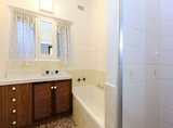 https://images.listonce.com.au/custom/160x/listings/12-maple-street-box-hill-vic-3128/391/01927391_img_09.jpg?qjALnMV4jYg