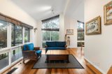 https://images.listonce.com.au/custom/160x/listings/12-marilyn-crescent-ringwood-vic-3134/634/01596634_img_03.jpg?e5tYnXbwo3M