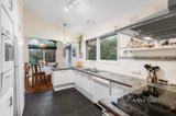 https://images.listonce.com.au/custom/160x/listings/12-marilyn-crescent-ringwood-vic-3134/634/01596634_img_06.jpg?SPuUSMAanJY