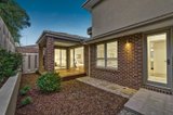 https://images.listonce.com.au/custom/160x/listings/12-marshall-avenue-doncaster-vic-3108/596/00302596_img_08.jpg?6RkLqfkmE2U