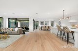 https://images.listonce.com.au/custom/160x/listings/12-mayfield-drive-mount-waverley-vic-3149/805/01932805_img_06.jpg?1JkE9RYayKU