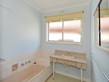 https://images.listonce.com.au/custom/160x/listings/12-mccurdy-road-herne-hill-vic-3218/473/01699473_img_06.jpg?F-fZcOPNOrI