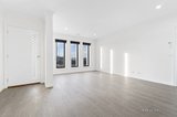 https://images.listonce.com.au/custom/160x/listings/12-mcleod-crescent-lucas-vic-3350/815/01718815_img_10.jpg?ivvgt6-JSu4