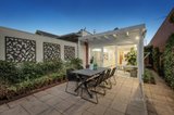 https://images.listonce.com.au/custom/160x/listings/12-merton-place-albert-park-vic-3206/604/01339604_img_10.jpg?7fuYT15vNH8