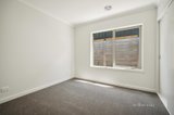https://images.listonce.com.au/custom/160x/listings/12-miners-crescent-canadian-vic-3350/307/01621307_img_12.jpg?PpsC-8gUCTs