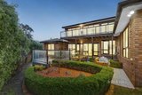 https://images.listonce.com.au/custom/160x/listings/12-mountleigh-court-glen-waverley-vic-3150/299/01916299_img_06.jpg?J1nSyF6ej_0